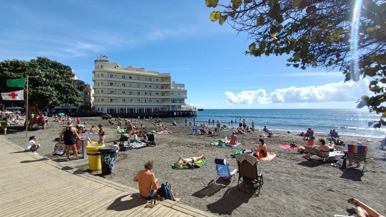 Alquilaencanarias El Medano Junto A La Playa Bagian luar foto