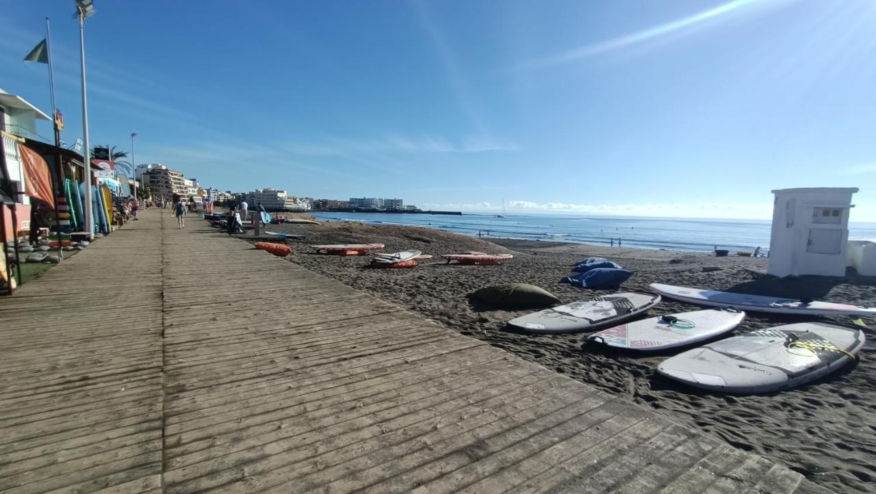 Alquilaencanarias El Medano Junto A La Playa Bagian luar foto