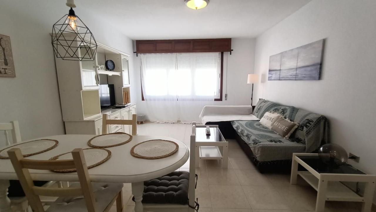 Alquilaencanarias El Medano Junto A La Playa Bagian luar foto